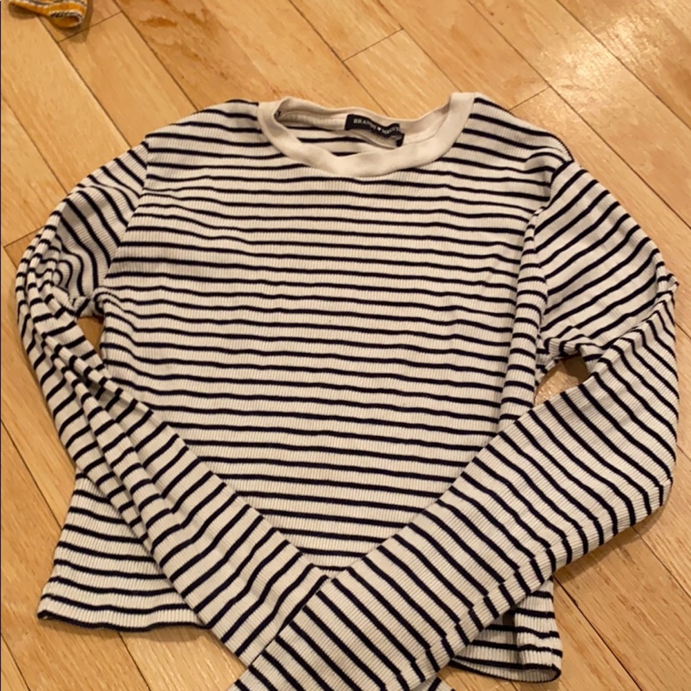 brandy melville long sleeve